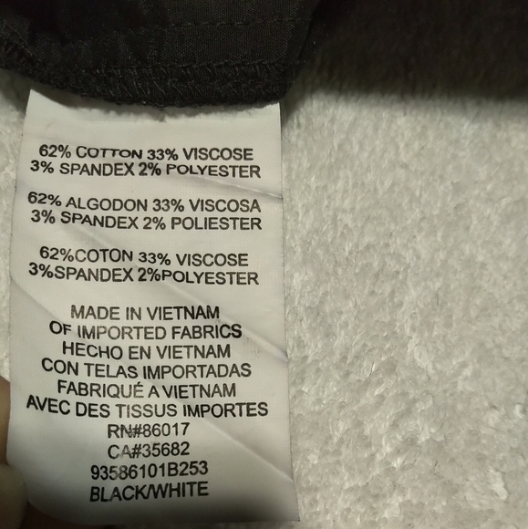 BNWT Bebe Dressy Shorts - Picture 4 of 4